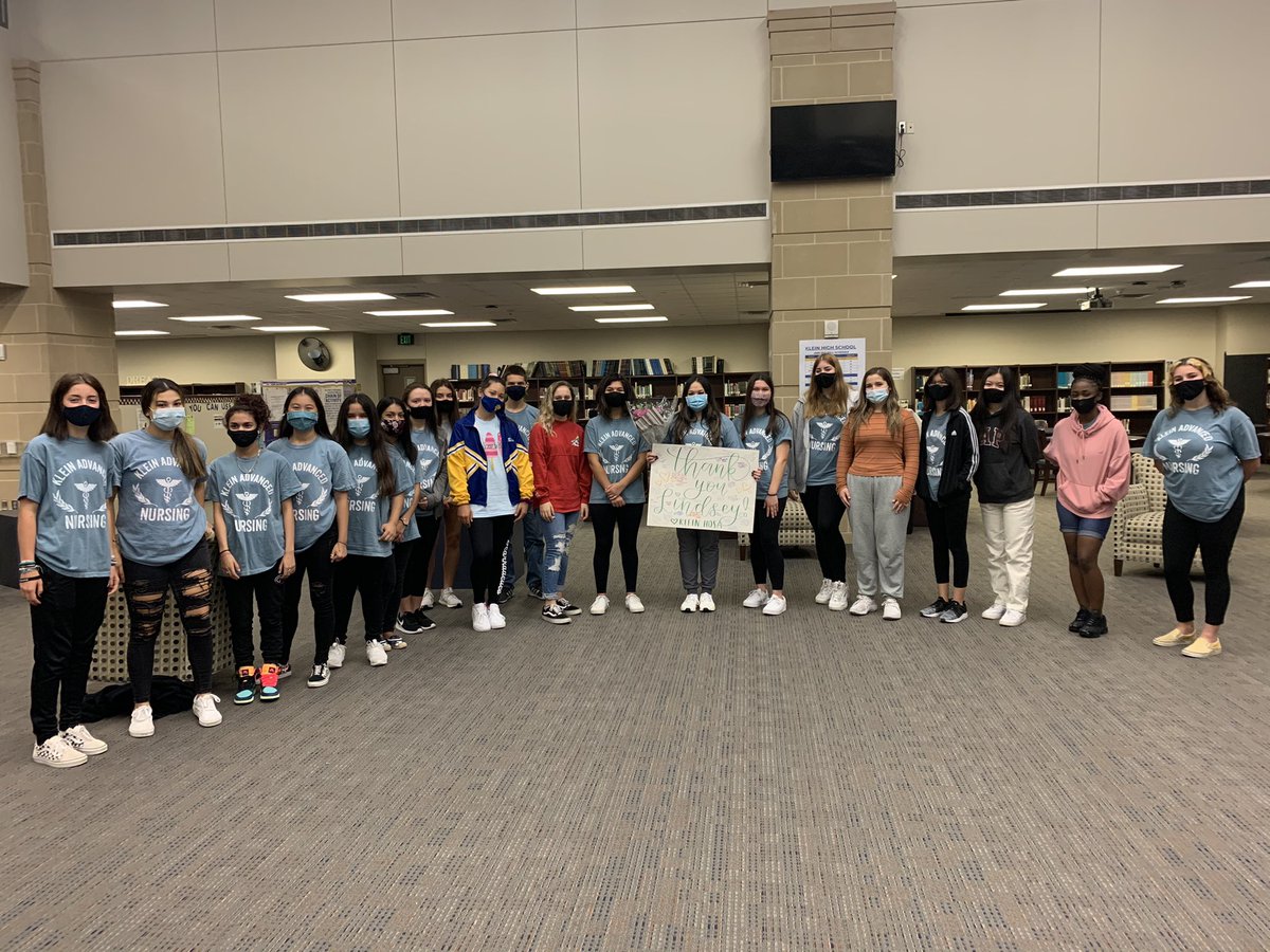 KisdNursing's tweet photo. Today we welcomed back to @KleinHigh our favorite ER trauma RN , Lindsey Lau!!! Thank you Lindsey for sharing your passion for nursing with us ❤️👩‍⚕️💉🚑🩺 https://t.co/7s2tDnuRhk