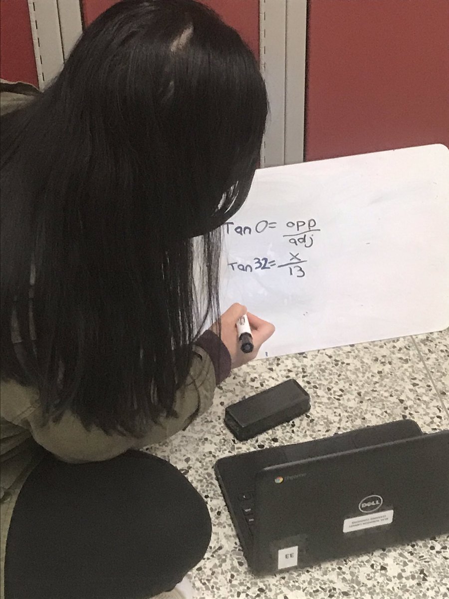 maggiewarneke's tweet photo. Things might look different, but still finding ways to collaborate!  @MMRobinsonHS #mmr #MMROnline2020 #thinkingclassroom #iteachmath #mmrobinsonhs #hybridlearning https://t.co/Wb4rq7NVK1