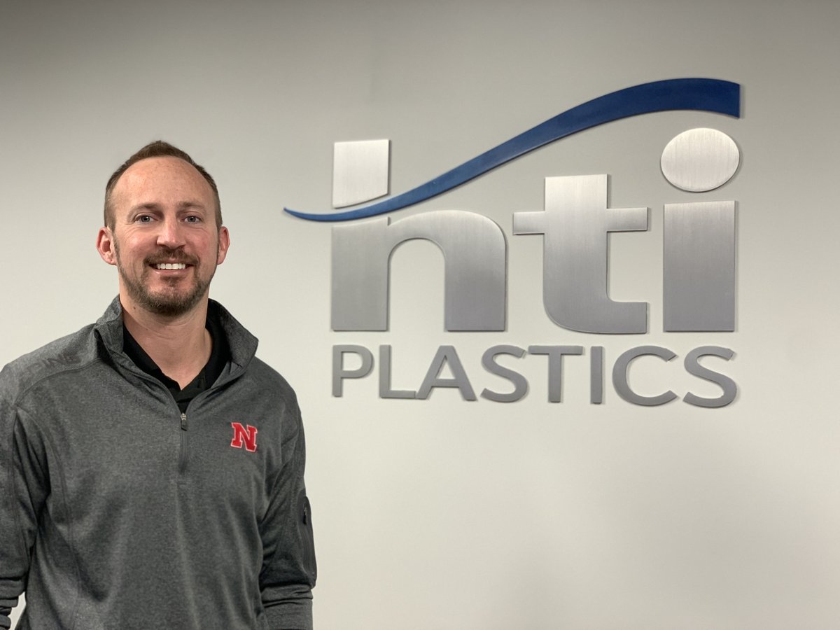 HTI_Plastics's tweet photo. HTI welcomes Ford Earhart, our new Director of Quality. Read more about him >> https://t.co/Wv6AaTeW3x
#HTIPlastics #Injectionmolding #plasticindustry #plasticmanufacturing #qualitydirector #plasticsoperation #plasticprocess #leanmanufacturing #iso9001 #fda #fdaregistered #gmp https://t.co/7HpMVHpH19