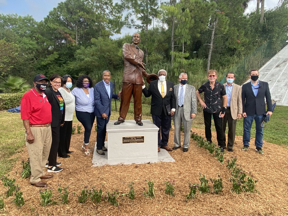 People <a href="/StPeteFL/">St. Petersburg, FL</a> gather dedicate a the first statue erected in honor of a resident... former slave, entrepreneur and pioneer Elder Jordan. <a href="/Kriseman/">Rick Kriseman</a> <a href="/BN9/">Spectrum Bay News 9</a>
