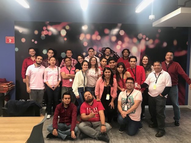 #throwback just received this photo from my first manager back in Toreo with my first team in AT&amp;T, almost 3 years of this journey, always grateful for what I’ve learned in this company 🤍