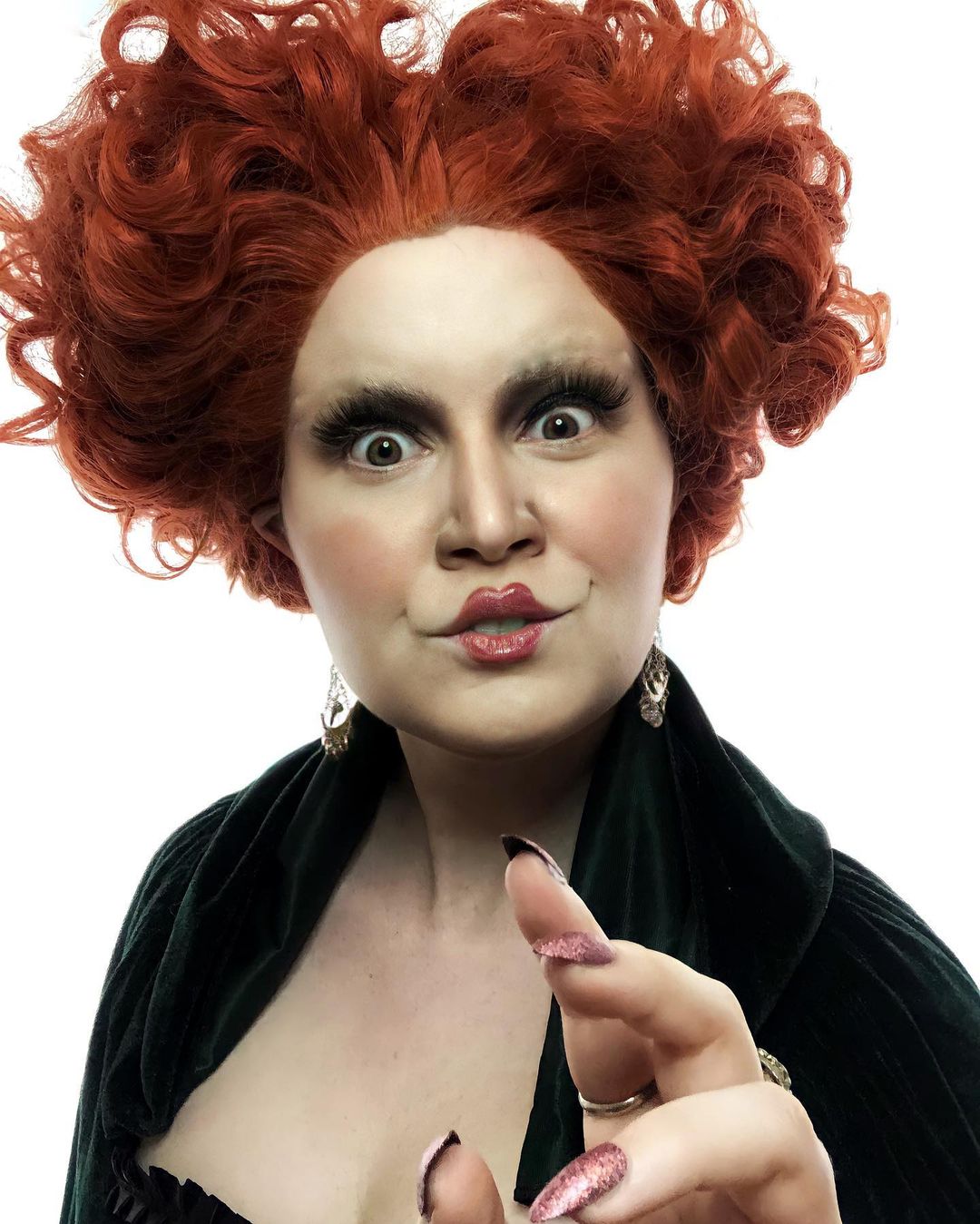 Wig Is Fashion on Twitter: "Winifred Sanderson from Hocus Pocus  #halloweenmakeup 🎃 by @FaceOfBoaz 🧡#Wigisfashon auburn wig,cut and styled  by @FaceOfBoaz 👉https://t.co/KztDD82bE6 #wig #hairgoals #hairstyle  #longhair #orangehair #redhair #curlyhair ...