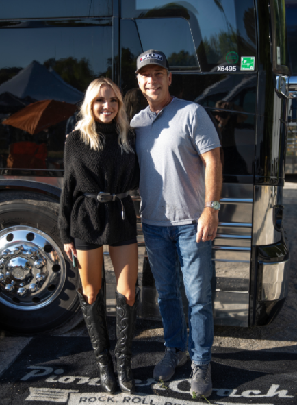 onebulletent's tweet photo. Our CEO, @pauljankowski1 and @DBradbery pre-show on the road! Photo credit: Evan De Stefano https://t.co/a05TYl9Qkt