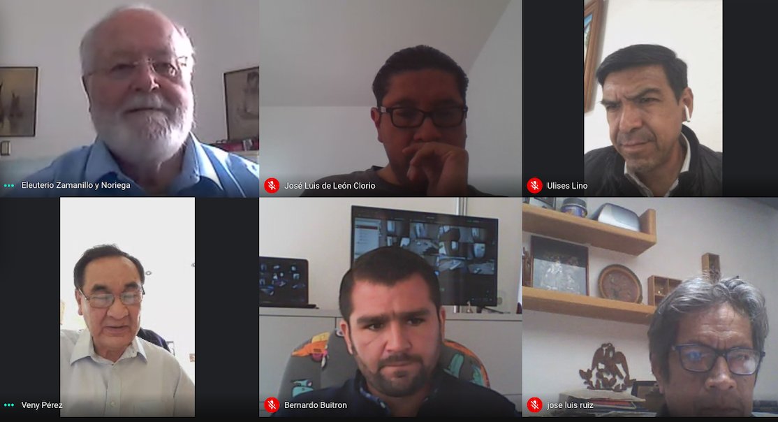 Venancio Pérez, Vicepresidente de Samsung Electronics en México y presidente del Clúster de Plásticos de Qro, en reunión con #Designio, abordó el rol de la tecnología en la educación. Con ésta, se abrió la puerta para colaborar en el diseño de una plataforma educativa accesible.