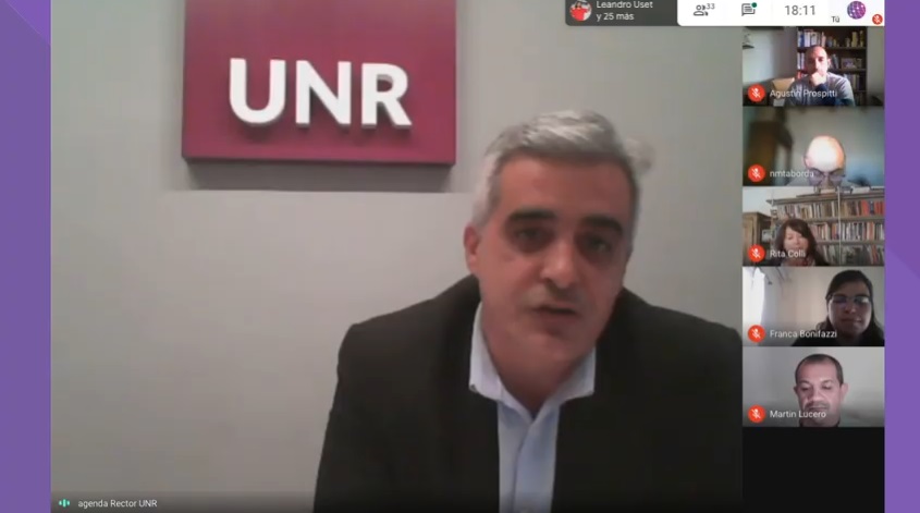 cedetrosario's tweet photo. "Es una construcción colectiva del mundo del trabajo con la universidad pública y pensando con el territorio" dice 
@fbartolacci  en el lanzamiento de la nueva Tecnicatura de Relaciones del Trabajo de la @FCPolitUNR https://t.co/AvDJgqaodG