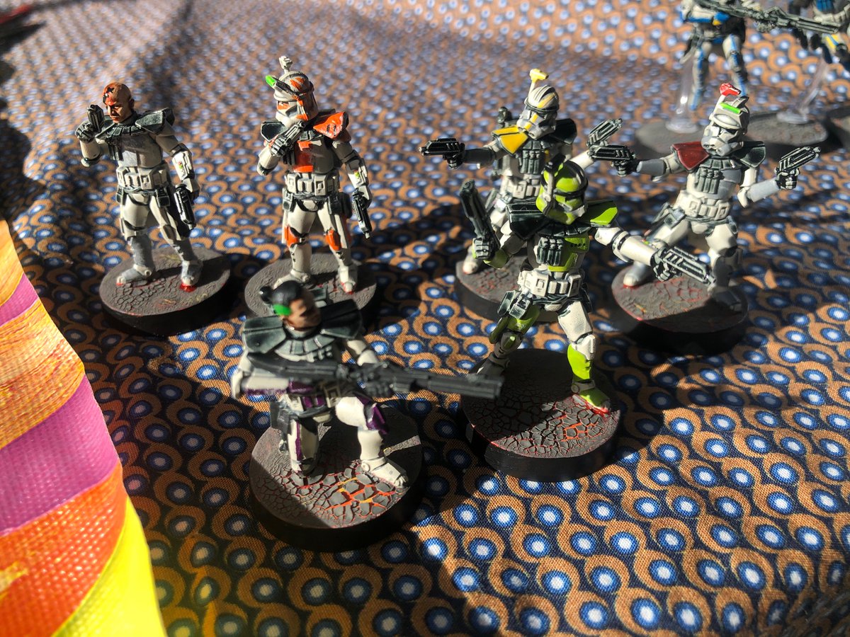 Elthalion's tweet photo. @laORBITAdeENDOR De ésos fase 2, aunque los stormtroopers imperiales son los más icónicos. Pero si me quedo con alguno estaría entre los comandos y los ARC https://t.co/fYDRC0kjhw