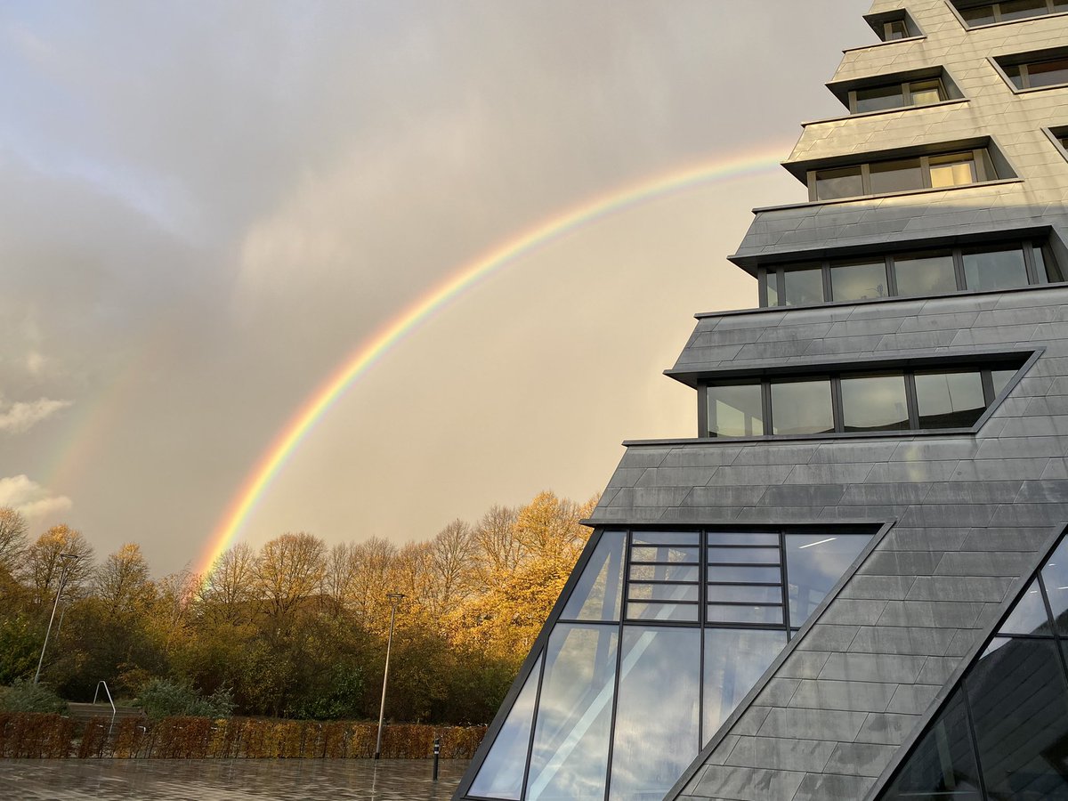 Warten auf den Silberstreif am Horizont <a href="/leuphana/">Leuphana</a> <a href="/uni_kooperation/">Leuphana Kooperations-Service</a> @hansestadtLG