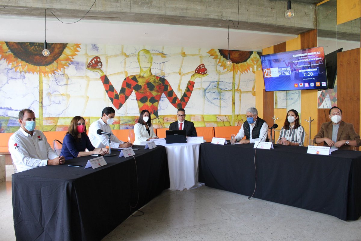 reporteroyosoy's tweet photo. Con gran éxito se desarrolló el 2do Foro "Los perfiles de los candidatos y candidatas en el 2021", organizado por @ChachoMatar de @remoac_org con la participación de presidentes de partidos políticos y la titular del @_IMIPE quien propuso que la transparencia debe ser prioridad. https://t.co/MqCLIQRs3Z