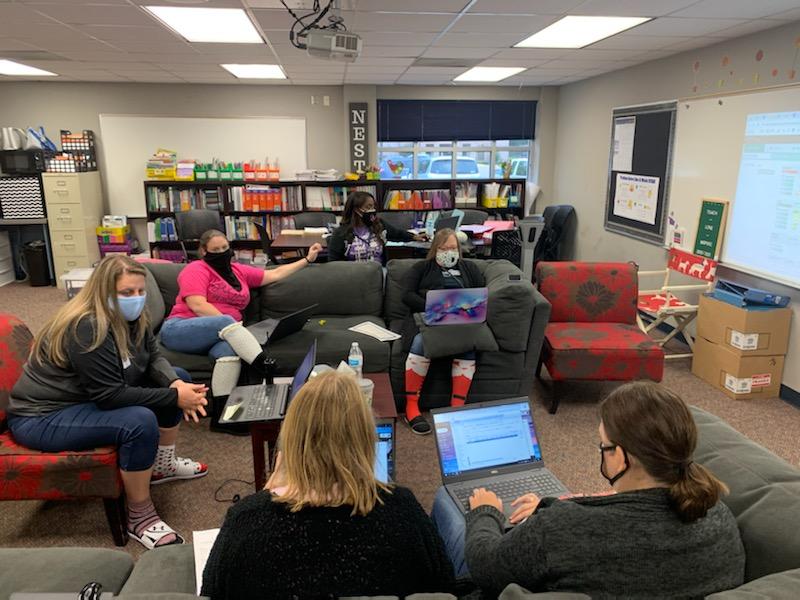 PorterElem's tweet photo. Our ILT is working with aimswebPlus data to help students. #ncisd #PES_Eagles 
@Gracie_Canales @NicoleJonesLan1 @cathyt1115 @Britany80329316 @GabyOliverosA @Erica4Literacy @treeg30 @Jadams0215 https://t.co/m4dzcWyPZn