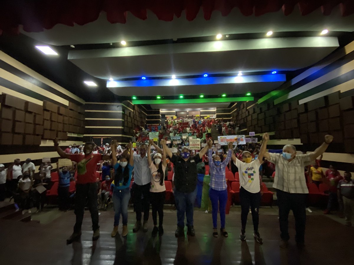 Frentes y Movimientos Sociales activos por la patria, comprometidos con la Victoria del 6D #Barinas #VenVamosJuntos6D #PorElcambio ⁦<a href="/PartidoPSUV/">PSUV</a>⁩ ⁦<a href="/JuventudPSUV/">Juventud PSUV</a>⁩ ⁦<a href="/NicolasMaduro/">Nicolás Maduro</a>⁩ ⁦<a href="/CCDariovivas/">Comando de Campaña Dario Vivas</a>⁩