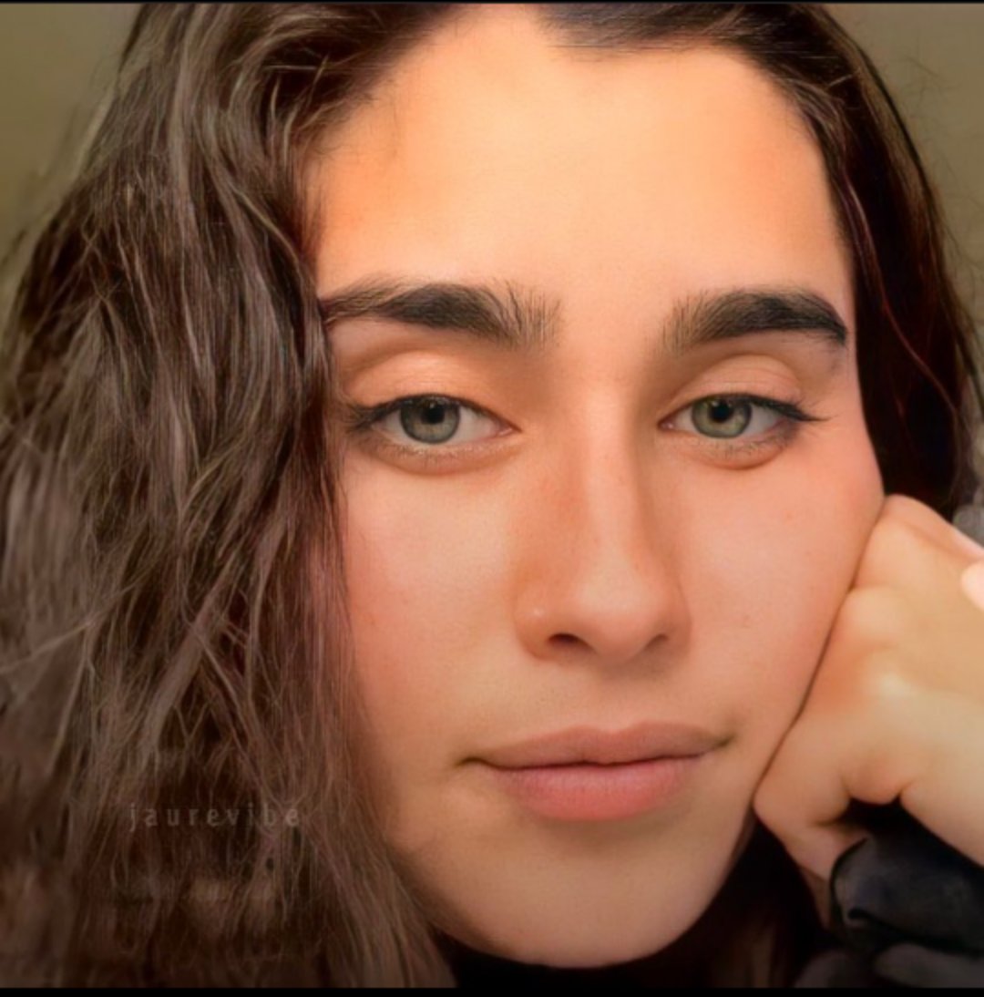 lesbeangirrafe's tweet photo. #sorryLauren ❤ https://t.co/xtjBy1usco