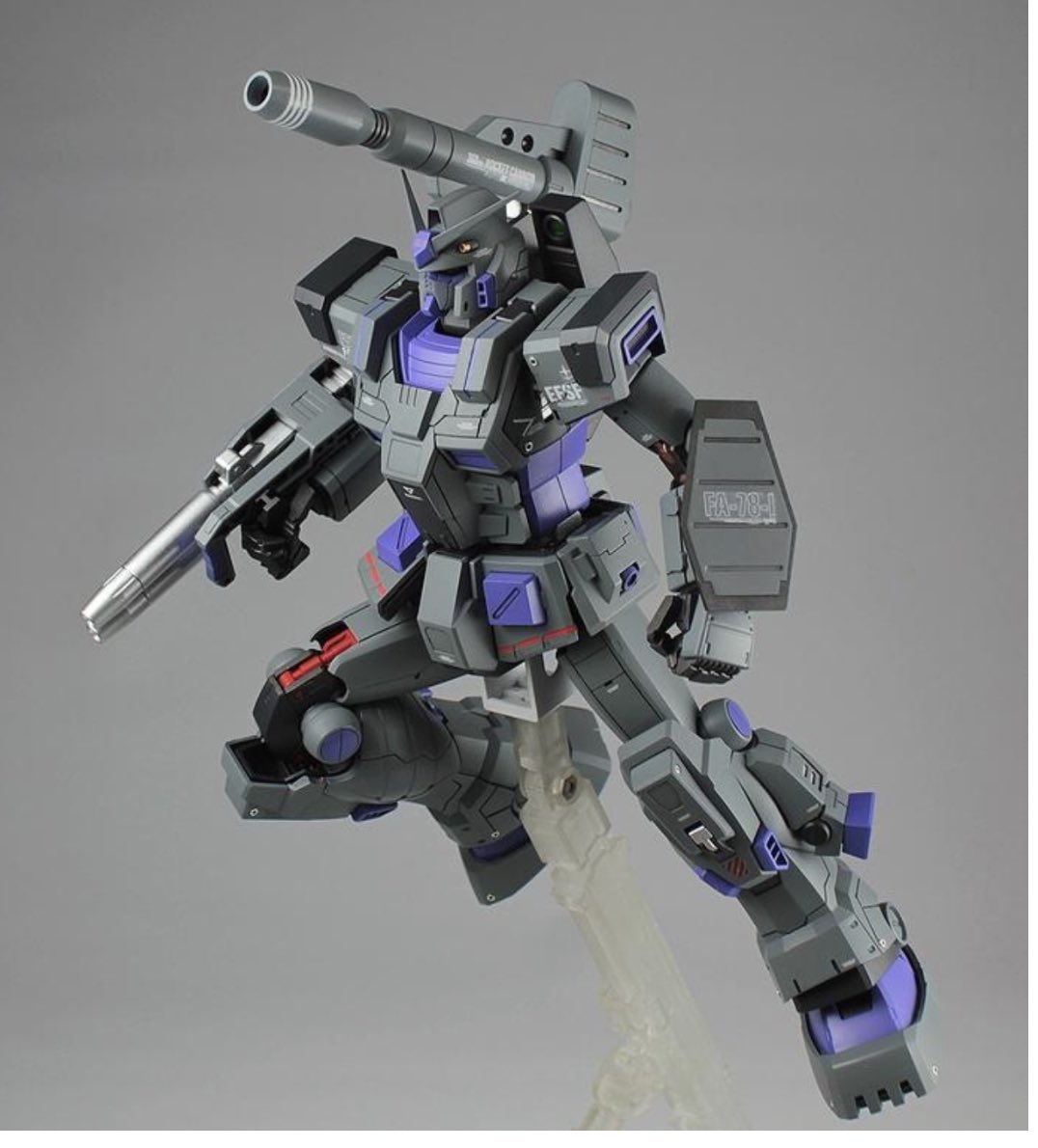 過去作ですが、MGフルアーマーガンダム。 G3のフルアーマーがあっても