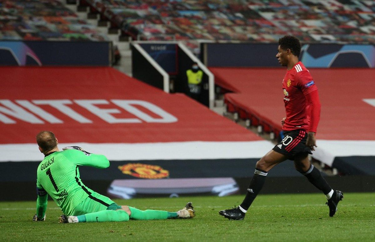 ManUtd's tweet photo. Well... that escalated quickly 😅

#MUFC #UCL https://t.co/2juUrs8VOP