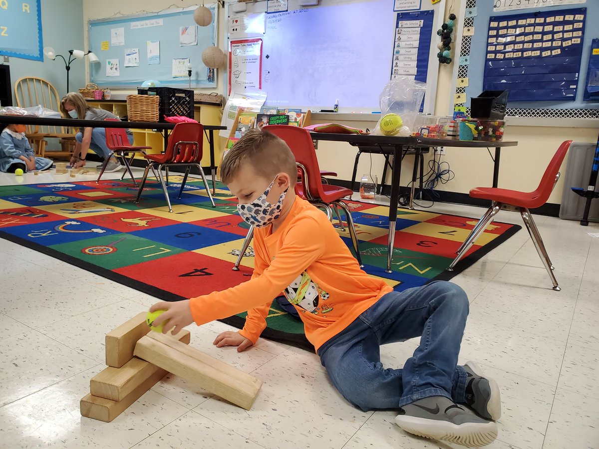 mandel_mia's tweet photo. Learning about motion and gravity. Building ramps in the classroom face to face and virtually as well! How fast will it go? @ShakeragElem https://t.co/Zhdd4OQySn