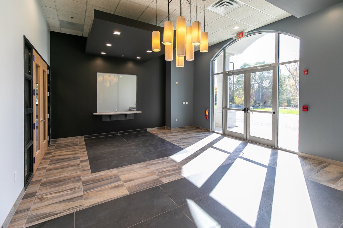 ✨We have finished working over at Turner Underground and handed off the keys over to them. 🤝
✨There is plenty of warehouse and office space in this 30,000 Sq Ft building.
✨To see more of this project, click link below: lefrois.com/project/turner…
#ROC  #constructionnews