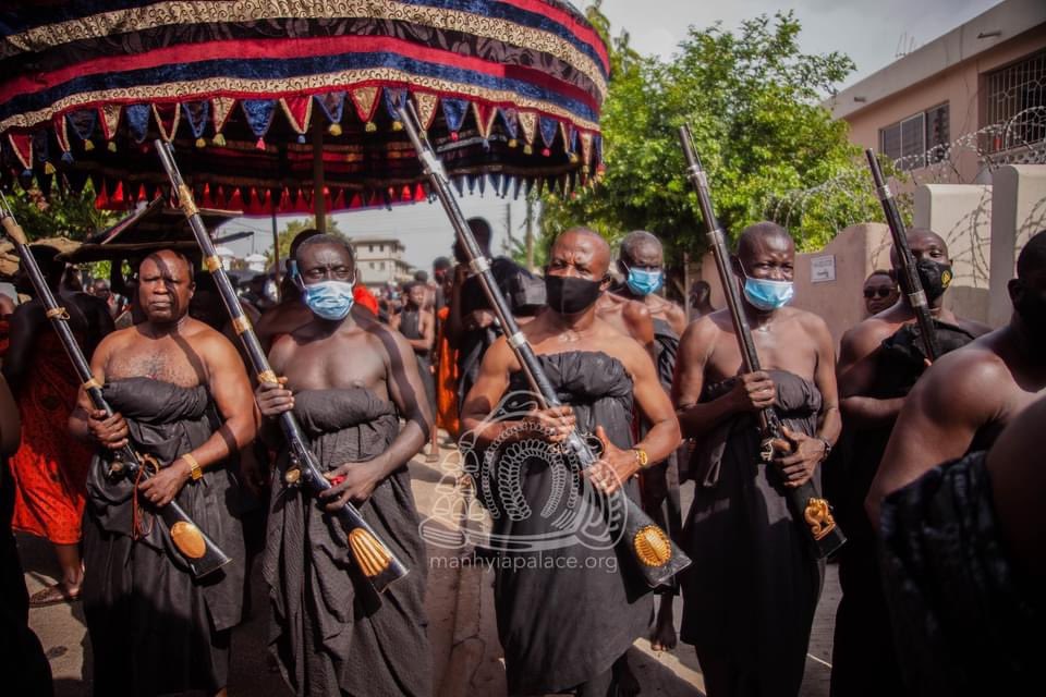 ManhyiaPalace's tweet photo. Pictures from the burial rites of Hiahene, Oheneba Agyemang Atwereboanda at Manhyia Extension. https://t.co/1qHg4lTUNn