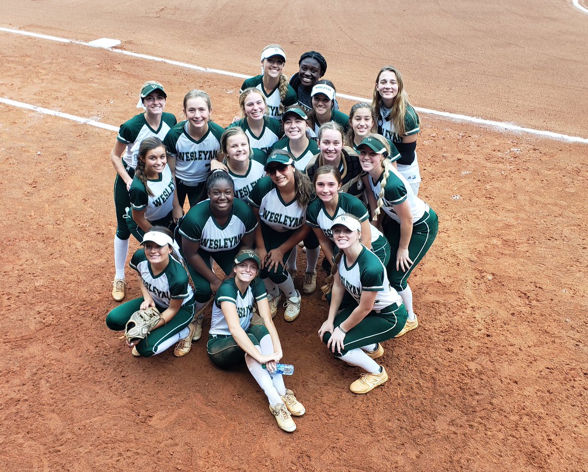 Softball_Wolves's tweet photo. Couldn’t be more proud of this team &amp; all they battled thru this season. Hate to see it come to an end.
Thank you to Reece, Gracie, Riley, Lindsey, Emma, and EB—you seniors led w/grit, joy, &amp; heart &amp; we are grateful for you!
#OneBody @WesleyanWolves @GDPsports https://t.co/INdJwTLI46