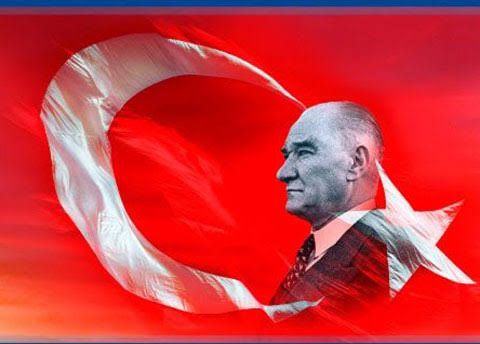 CallAntalya's tweet photo. 🇹🇷 Yaşasın C U M H U R İ Y E T ! https://t.co/Spct7pfdDr