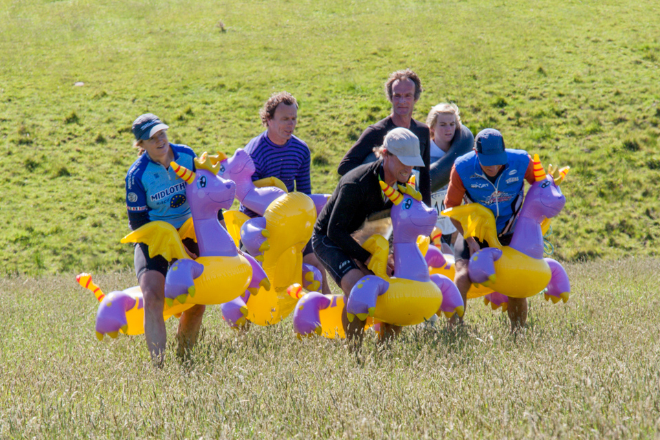 LacticTurkey's tweet image. Wow!! 😲 Two awesome fun events coming up!  First up our P6/P3 treasure hunt/adventure race/rogaine thingy!! Then a Trail Run/walk at Piha - eepurl.com/hhkhhr