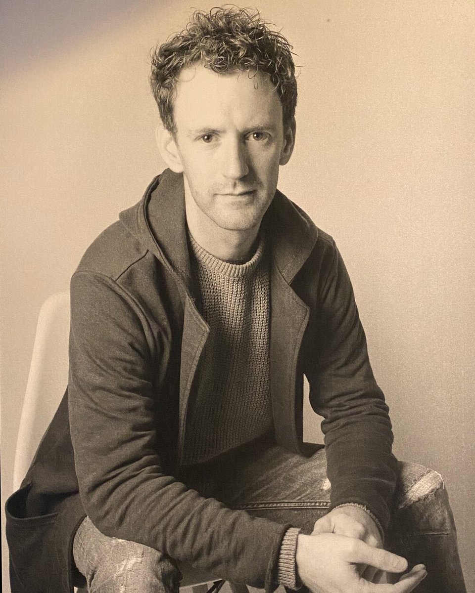 Hp Info Japan グッズ パーシー ウィーズリー役のクリス ランキンさんが自身のサイン入りグッズをオンラインで販売中 ポートレート パーシーの杖等に名入りでサイン ビデオレターも購入可 世界中に配送できるとのこと T Co Pvqq0kckub