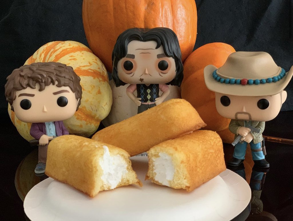 ccm8's tweet photo. Day 10: Favorite Halloween Movie. Rule #32 โEnjoy the little thingsโ @originalfunko #FunkoPhotoaDay #Funkoween #FunkoOctoberChallenge #MyFunkoStory #FunaticoftheMonth #FunkoFamily #Zombieland #Twinkies #FunkoFunatic #Funko #TUFFOct2020 #tuffphotography #TheUnitedFunkoFamily https://t.co/kHvysAaXky