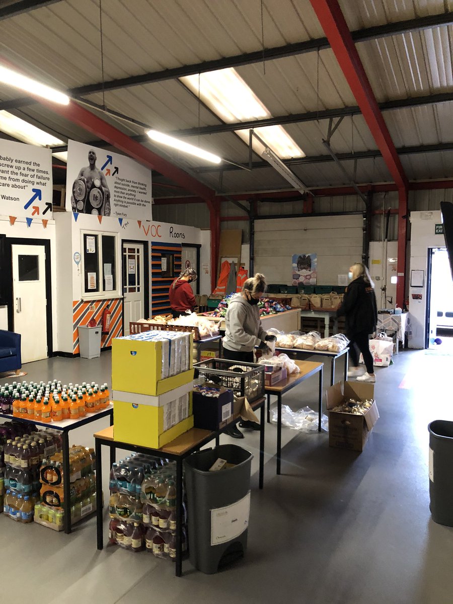 engage4all's tweet photo. Outstanding efforts from all local businesses in the Blyth Valley area!!! We’ve given out over 2,000 packed lunches in three days through home deliveries and our business pick up points #engage #weareallinthistogether https://t.co/4R6ZNJMCHD