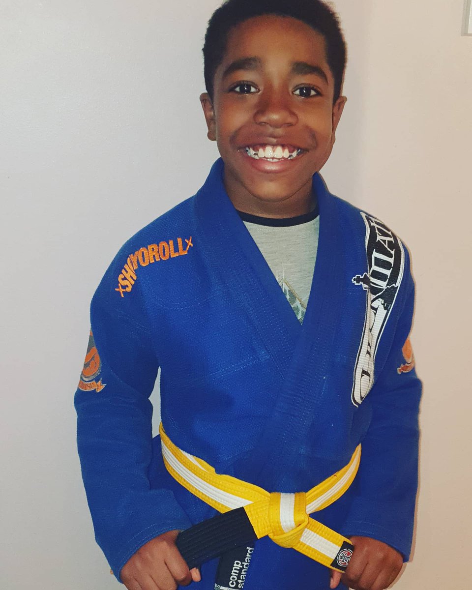 TeamBlackman's tweet photo. Levelled up to 💛yellow/white belt tonight!!! Excited for the. Next chapter of this #bjj #journey 💪🏾💪🏾 #jiujitsu4life #brazilianjiujitsu #yellowbelt #nextstep #roadtoblackbelt #checkmat #fightzonelondon https://t.co/mLlZySPsbo