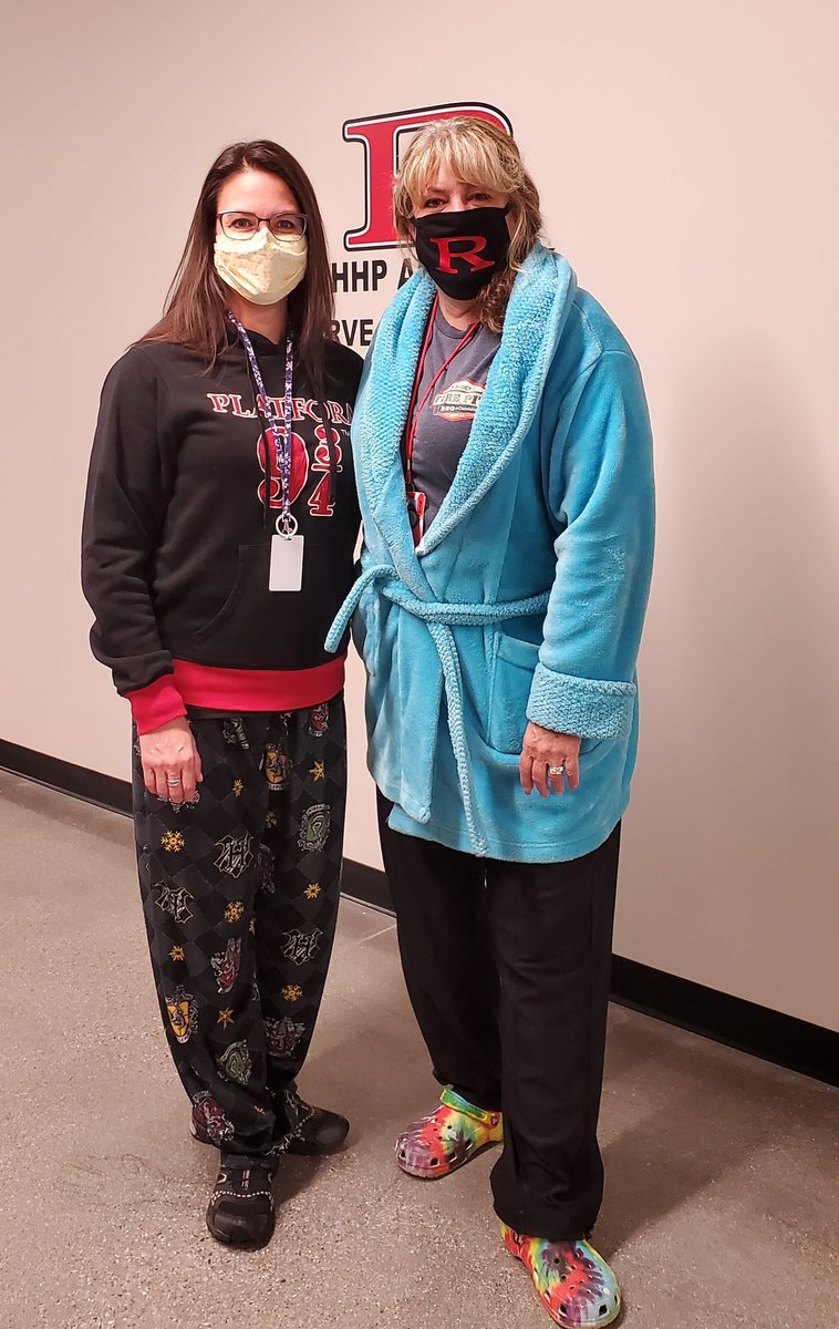 mrsmathbog's tweet photo. It's Pajama Day with @Kendrawalls2
Notice, she's repping the K-Blocks BBQ! #HHPSpiritWeek #RHSSpiritWeek #TogetheR https://t.co/I98rJrylG2
