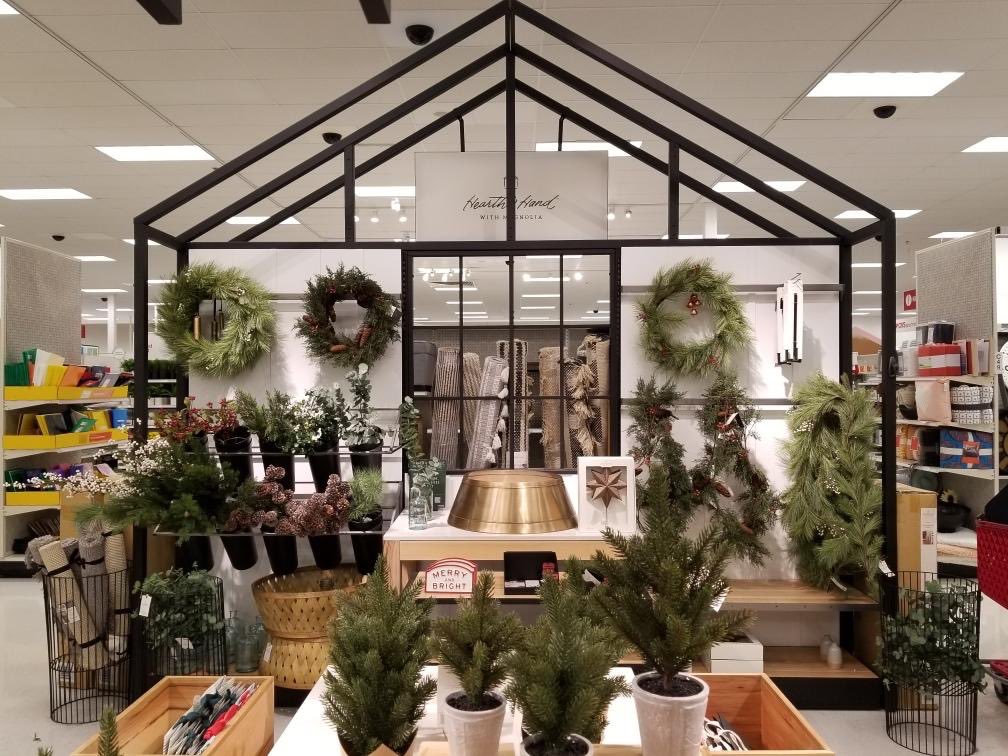 Home for the holidays, Hearth and Hand style! VM  #T1184 #Target #HearthAndHand ⁦<a href="/ClaireMorganTGT/">clairemorgan</a>⁩ ⁦<a href="/rappamber24/">Amber Rapp</a>⁩ ⁦<a href="/TaraMDarcy/">Tara Darcy</a>⁩ ⁦<a href="/DorenKelly/">Kelly Doren</a>⁩