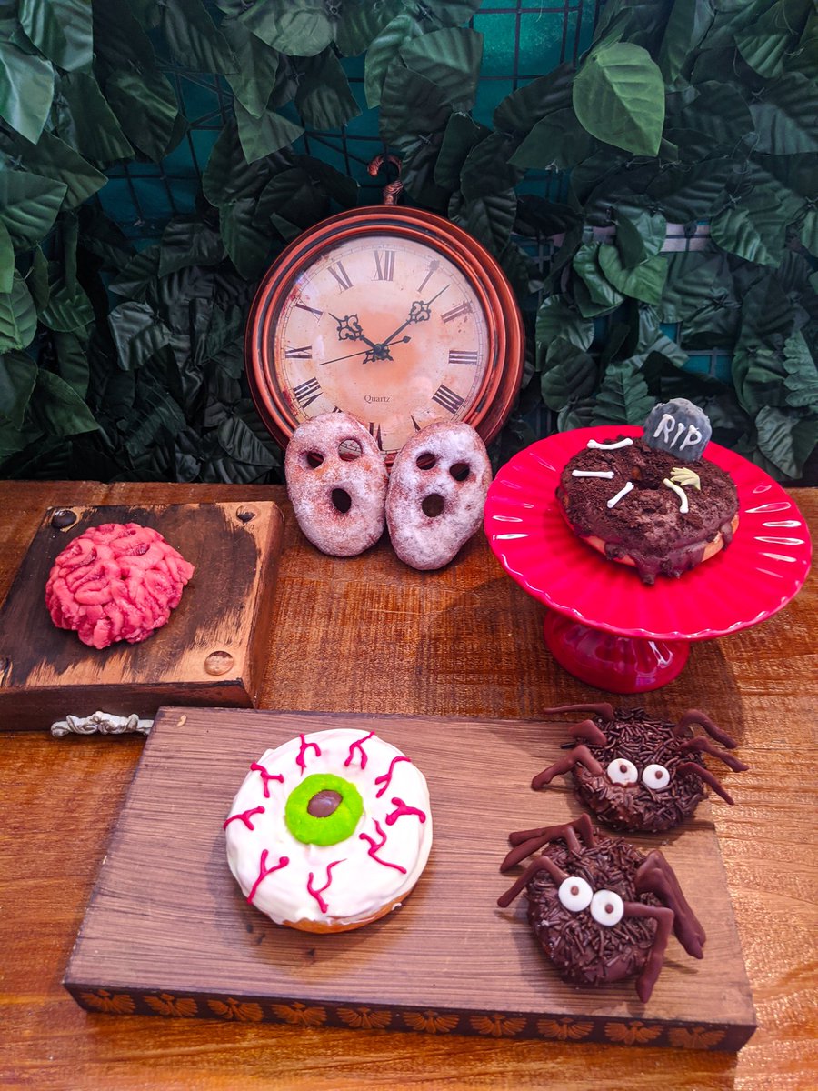 HeyJoa2's tweet photo. Postei meu trabalho em todas as redes sociais e vou postar aqui também, consigo nem acreditar que eu que fiz.
Custa nada dar um RT nos meus DONUTS personalizados vai 😩...
Insta: @donutsdaJo_ https://t.co/hEqVgAxd2X