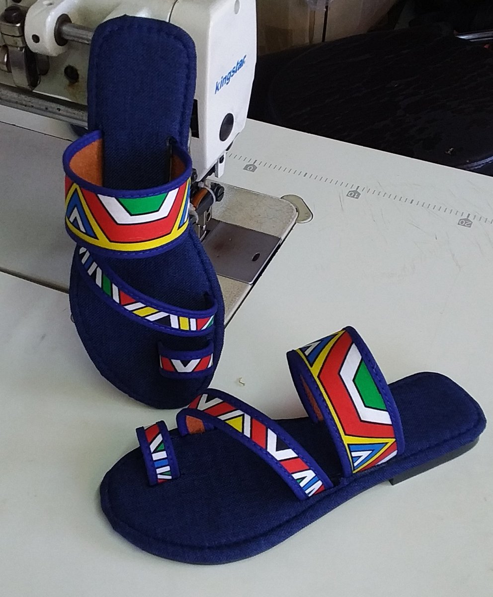 MbuleloNdakane's tweet photo. #MADEINSOUTHAFRICA
#MADEINGAUTENG
#MADEINEKURHULENI
#MADEINKATLEHONG
#MADEINNGEMASECTION
#HANDMADEBY MAMELLOCOLLECTIONS
FEEL FREE TO PLACE YOUR ORDER
CALL OR WHATSAPP MAMELLO @0738352783 https://t.co/fxYWLGGYqF