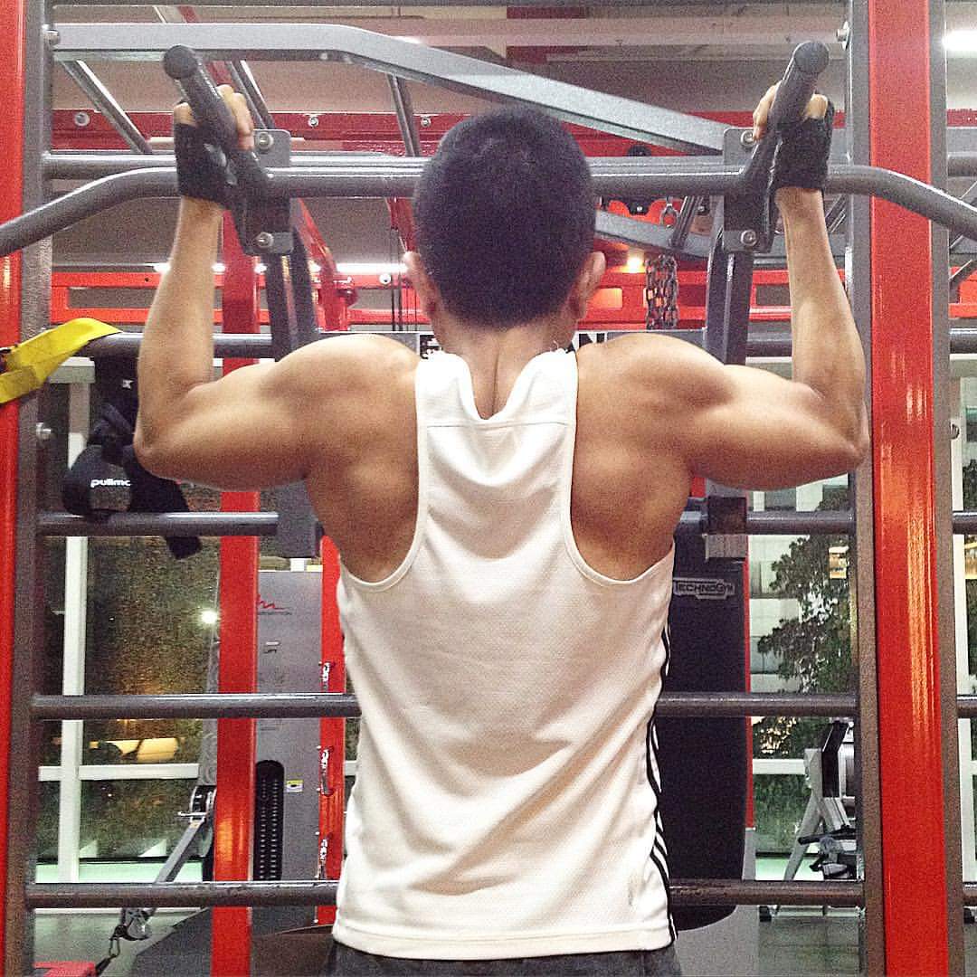 AbangOmar's tweet photo. Pull Up #backworkout #armstrenght #innercorestrength #posture #breathing #healthiswealth #untuksihatdemikesihatan https://t.co/nEjqjE04in