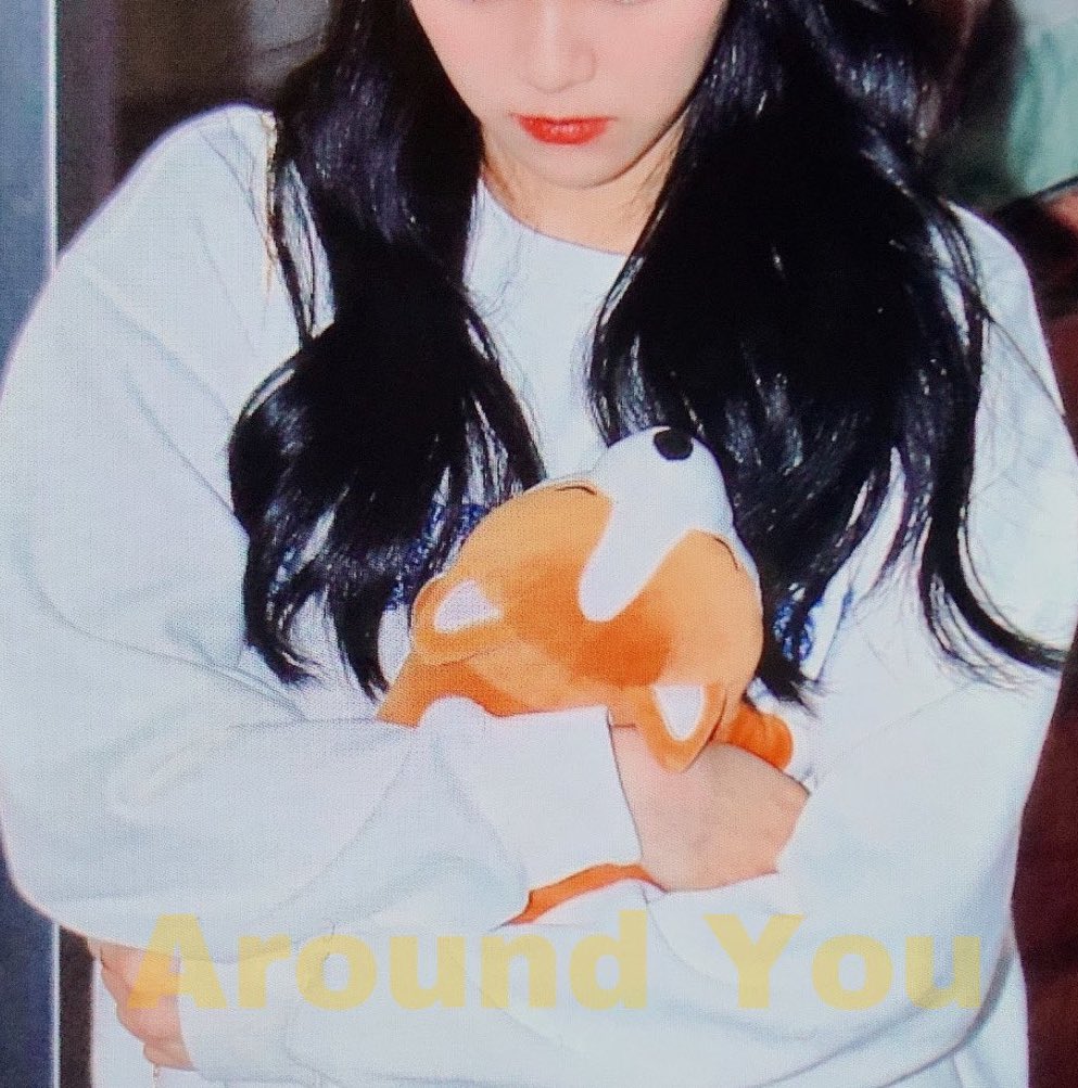 this is the cutest thing ive even seen. 

#현진 #이달의소녀 <a href="/loonatheworld/">이달의 소녀(LOOΠΔ)</a>