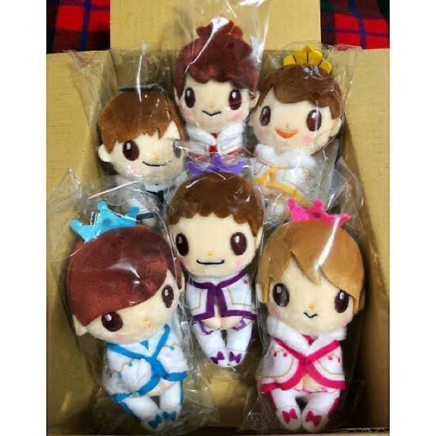 kingprincepre's tweet photo. ちょっこりさん プレゼント 🎁

【当選人数】
メンバー全員セットを1名様

【応募締切】
11/4

【応募方法】
リツイート＆フォロー

#キンプリ #KingandPrince 
#平野紫耀　#永瀬廉　#髙橋海人　#岸優太　#神宮寺勇太　#岩橋玄樹 https://t.co/XnllIhBBD8