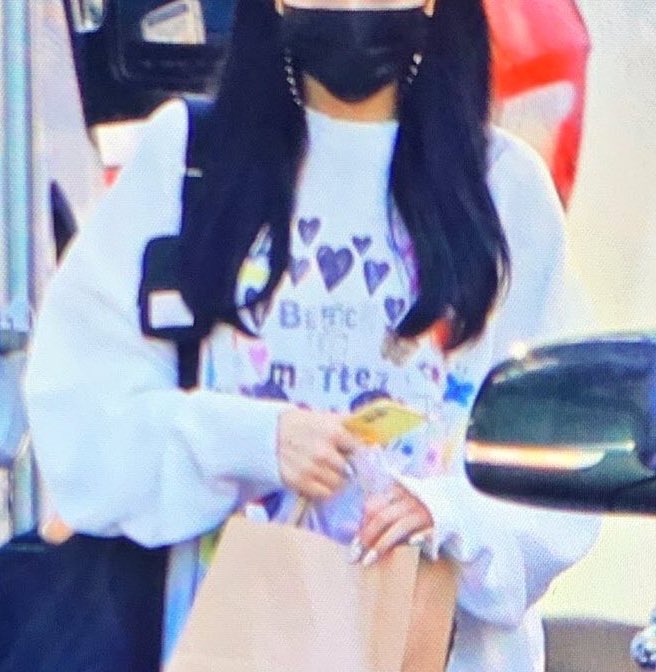 girly got a whole fandom crying 

#현진 #이달의소녀 <a href="/loonatheworld/">이달의 소녀(LOOΠΔ)</a>