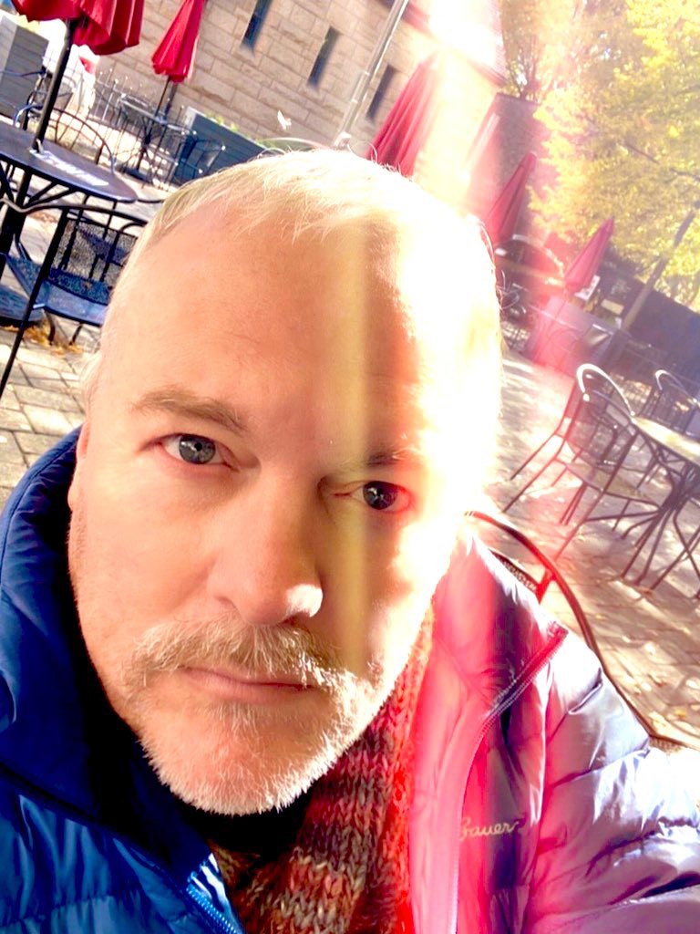 gerardwozek's tweet photo. The intensity of autumn. Sipping a #PrairieFog tea @SpokeAndBird @ILoveGayOutdoor @ILoveGayLGBT @ILoveGayChicago @ILoveGayFoodies #spokeandbird #mustache #chicagoautumn #theseasonoflettinggo @seeitchicago @southloopliving https://t.co/wXbk0CpnLU