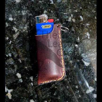 Lighter Sheath with keyring. Just for fun!

#Gottastartsomewhere #theleathercrow #theleathercrowllc #leathercraft #leatherwork #leather #Lighter #cigarettelighter #leathersheath #wetmoldedleather #huntinggear #tandyleather #customlightercase #bicholder #lightercase #lightercover