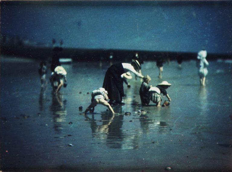 Otto Pfenninger, Children on beach, 1906