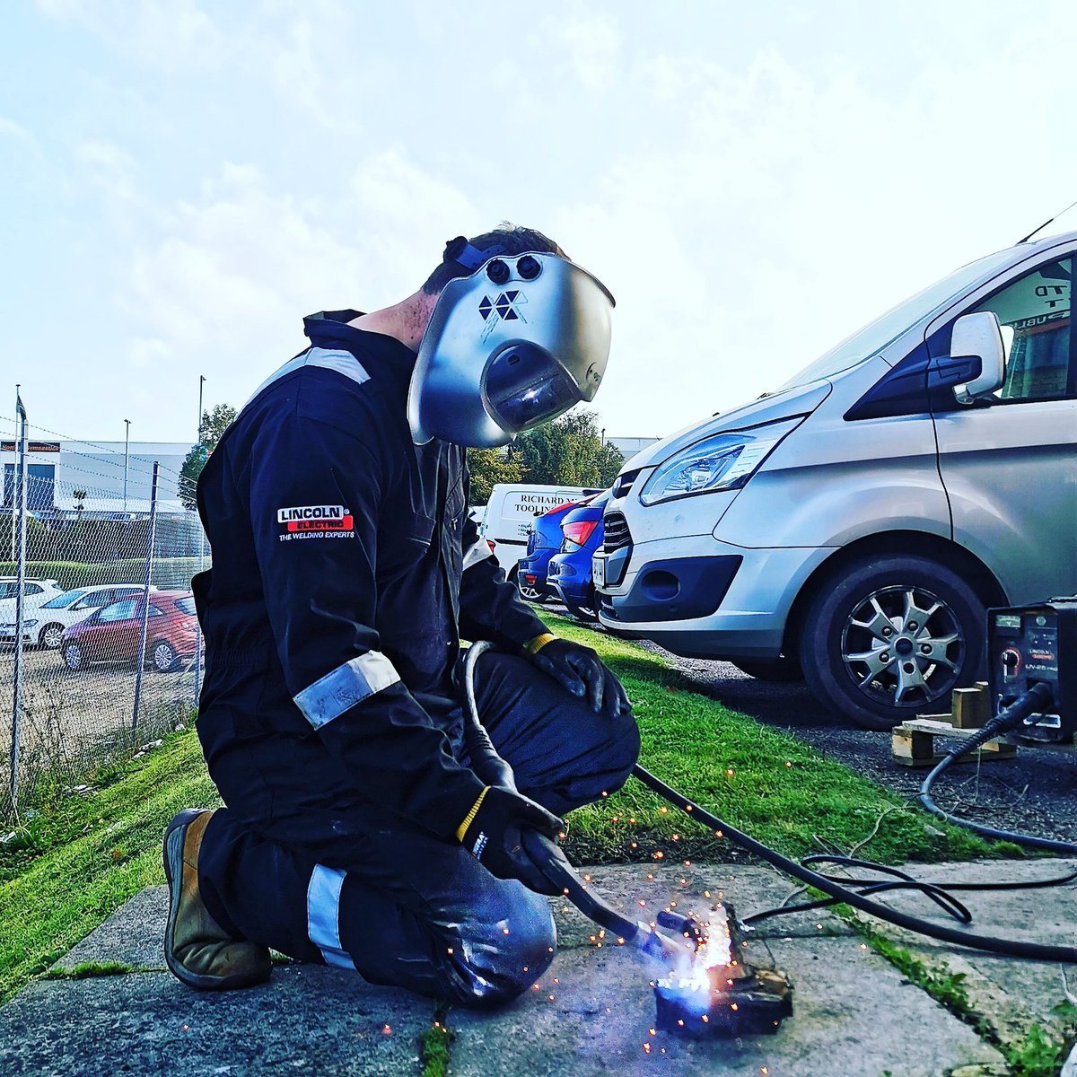 IFL_Welders's tweet image. Theres nothing more satisfying than completing a final weld test after a machine repair!
At Inverter Fusion we offer a full diagnostics and repairs service for all brands of welders/cutters.

#Welding #Weld #Repair #Service #WelderService #Mig #InverterFusion #LincolnElectric