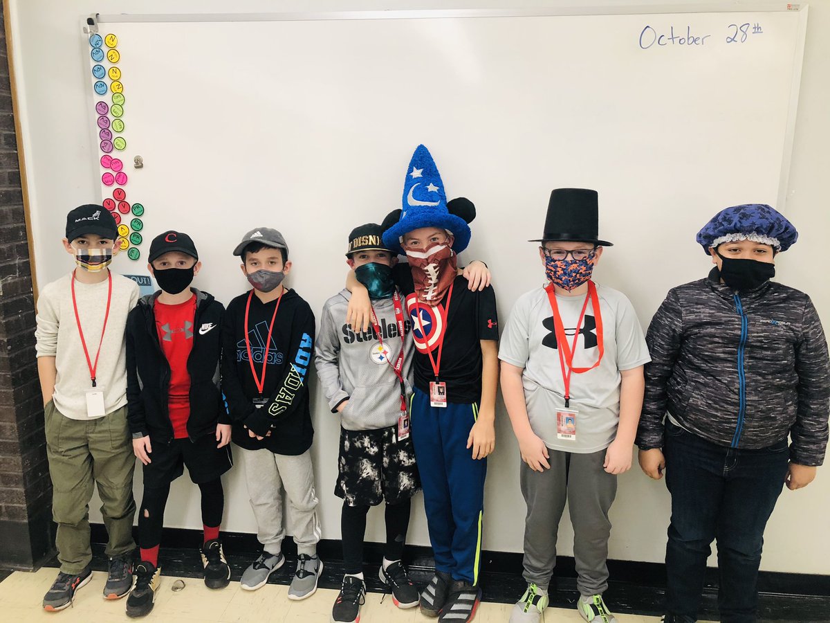 MissMaddenGr4's tweet photo. We love spirit week! #RedRibbonWeek https://t.co/ymHK0KgAVx