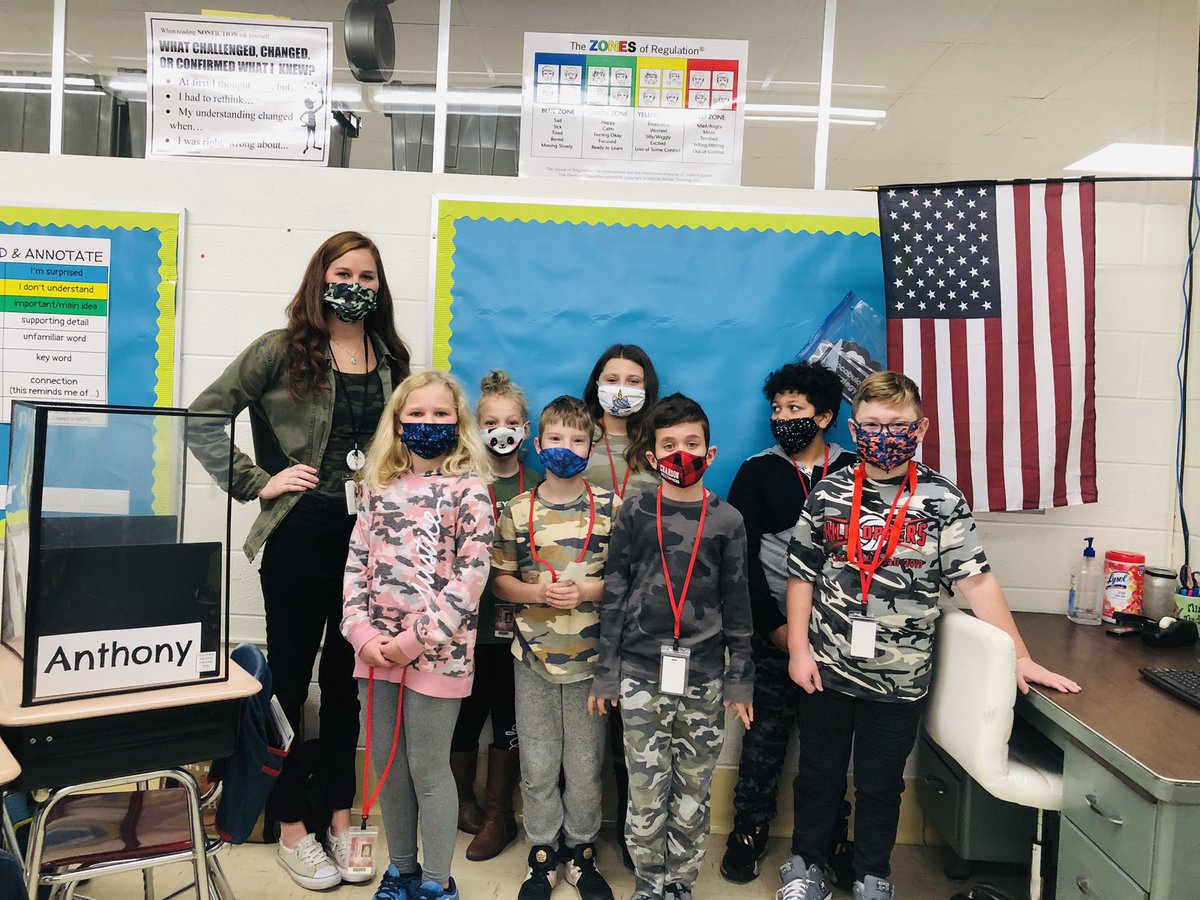 MissMaddenGr4's tweet photo. We love spirit week! #RedRibbonWeek https://t.co/ymHK0KgAVx