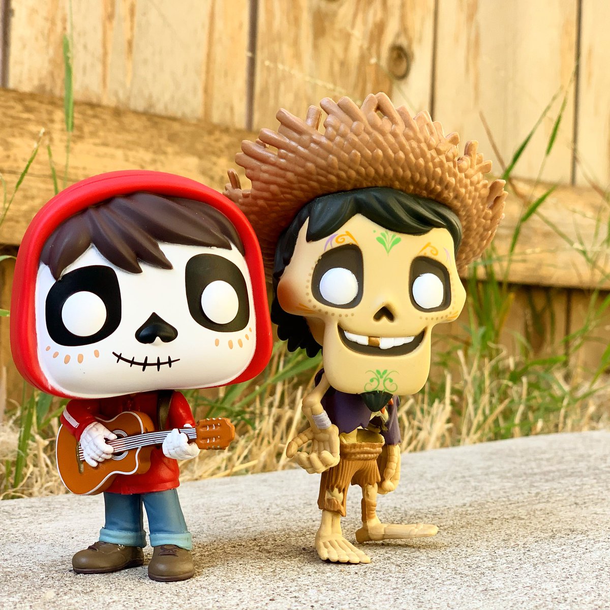 Day 10: Favorite Halloween Movie
I know it’s not quite Halloween but I still love watching Coco around this time!
#funkophotoaday @originalfunko
•
•
•
#funko #funkofunatic #funkofun #funkofamily #funaticofthemonth #myfunkosyory #funkopop https://t.co/cmKVpPbSs1