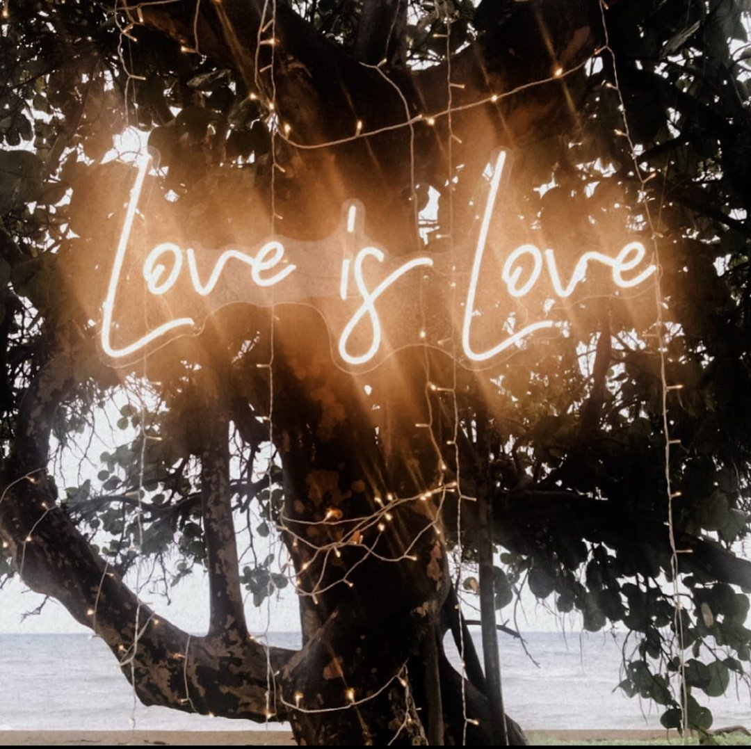 Qing_Draya's tweet photo. #loveislove https://t.co/NLhyaNozAP