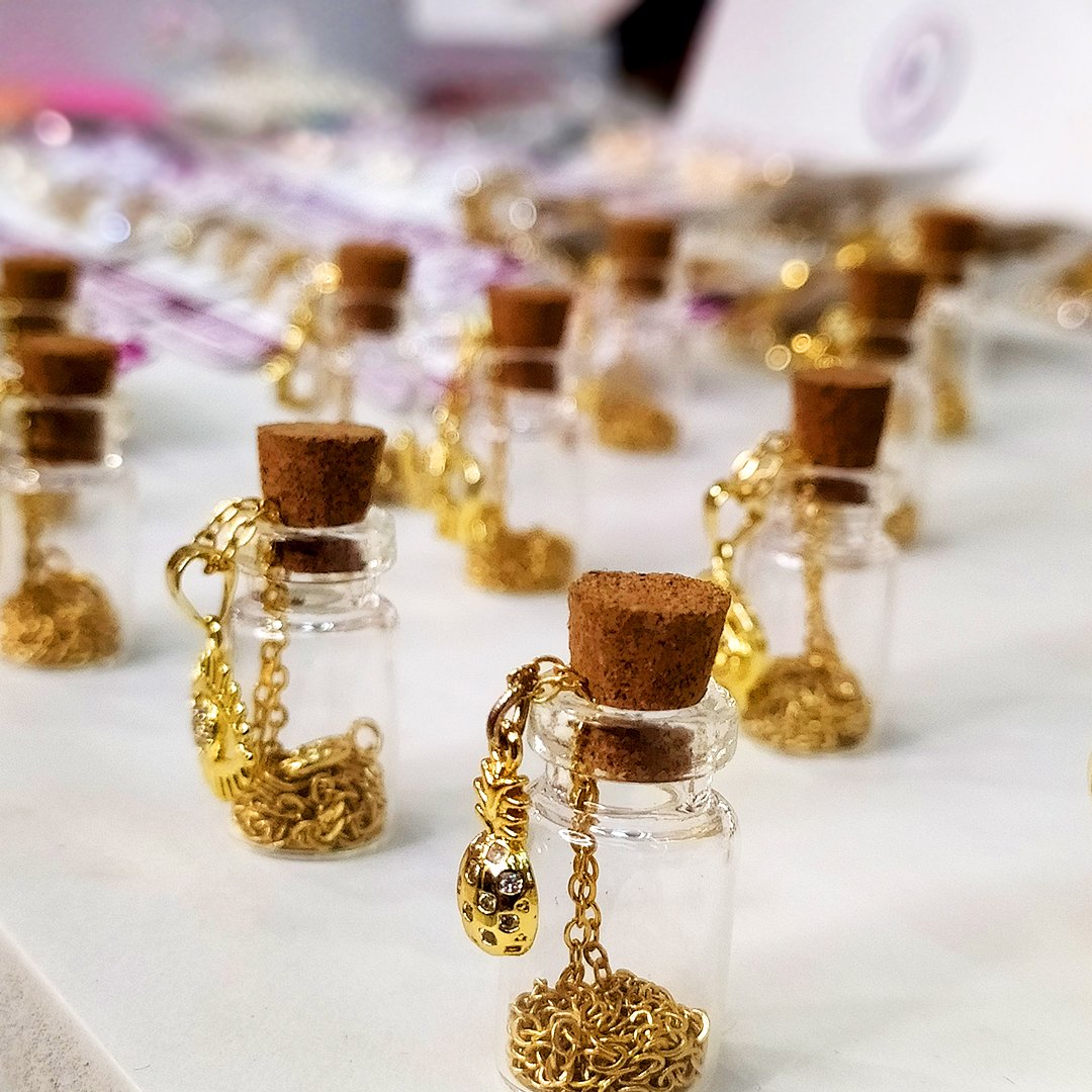 multiplaza_ve's tweet photo. #MultiPlazaParaiso

Para accesorios y más, visita @accesoriosym en el stand #32 de @proadn15 en nuestro nivel Multitiendas.

¡Te esperamos! https://t.co/kC5nEAiRhH