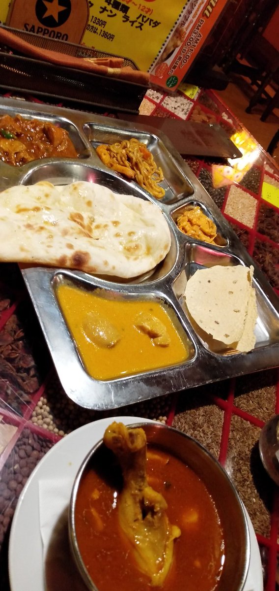 ずんだもち 札幌 昨日のランチ サッポロファクトリーの タージ マハール でインドカレーのバイキング 13円 ドリンクは別料金です 毎週水曜と金曜のランチタイム 11 15時 にやっています スープカレーもありますよ 私はインド風せんべい ずんだもち 札幌 昨日のランチ サッポロファクトリーの タージ マハール でインドカレーのバイキング 13円 ドリンクは別料金です 毎週水曜と金曜のランチタイム 11 15時 にやっています スープカレーもありますよ 私はインド風せんべい