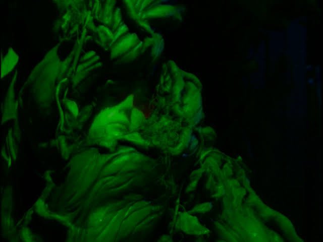 omar_syrinx2112's tweet photo. Goosebumps! (Part 4) #Goosebumps #RLStine #Books #Episodes #Monsters #MyBestFriendIsInvisible #TheHeadlessGhost #ShockerOnShockStreet #StayOutOfTheBasement #CanadianTVShow #HorrorFam #Horror #Monsters #Childhood https://t.co/wJFTTkzafw