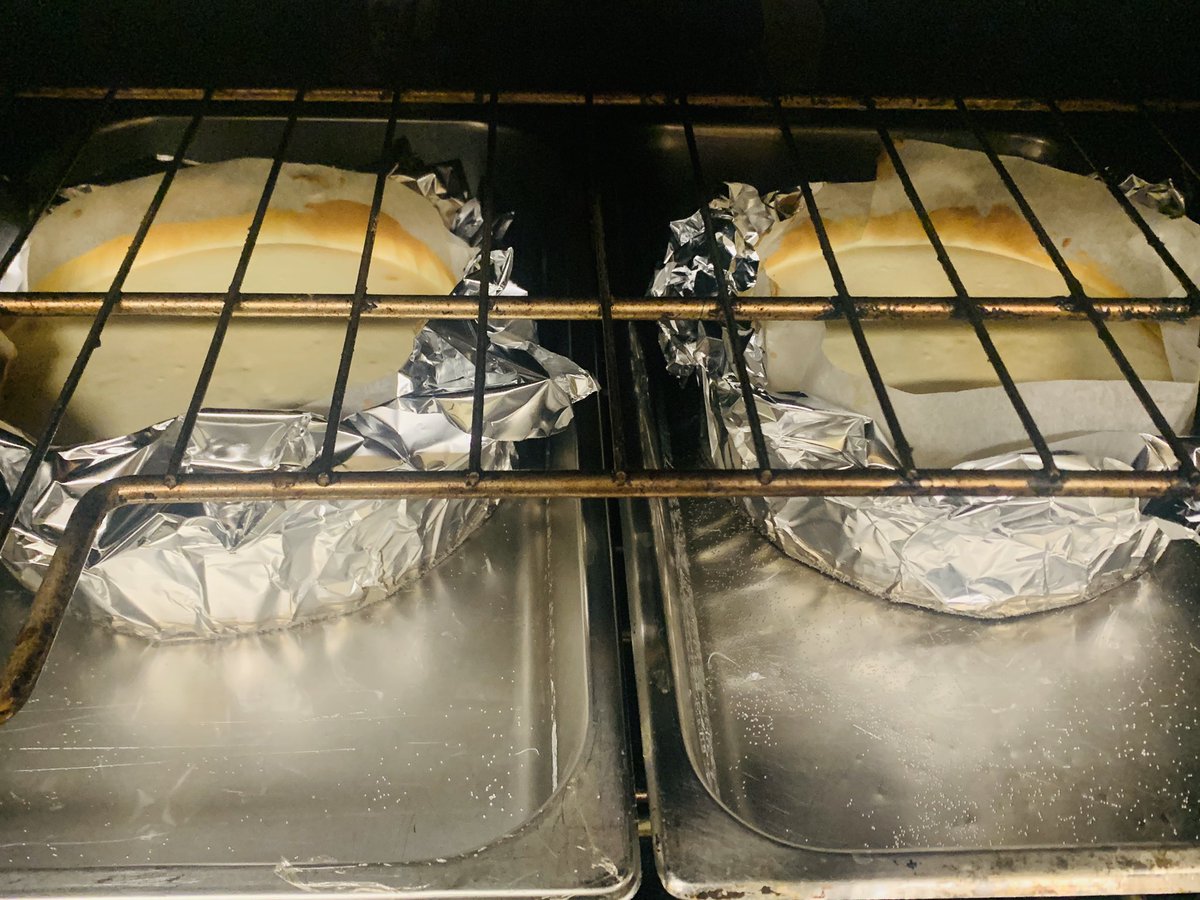 sar_aes's tweet photo. Sometimes they actually let me cook at work! Restaurant manager turned baker! 👩🏻‍🍳
#bakerbaker #cheesecakemaster #lovemyjob #nicecake https://t.co/oaVttV5gmD