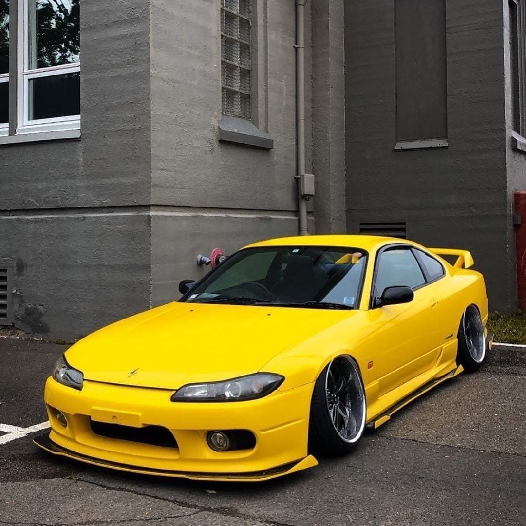 PistonGrip's tweet photo. That Yellow hits different 🤟

What’s your thoughts on this build? 🤔

🚕: @mdllloyd

🔌: @THERACEPLUG

#theraceplug #goneshreddin https://t.co/Z4FDb1f3hZ
