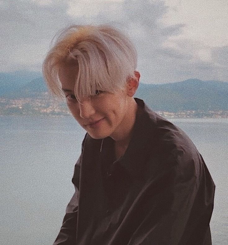 SehunRoo's tweet photo. #SM_PROTECT_CHANYEOL
Chanyeol is so soft !!! Omg 
@SMTOWNGLOBAL protect chanyeol . 
#CHANYEOL cute 
Chanyeol handsome 
Chanyeol wonderful 
Chanyeol best boy https://t.co/eUnjE95gmo
