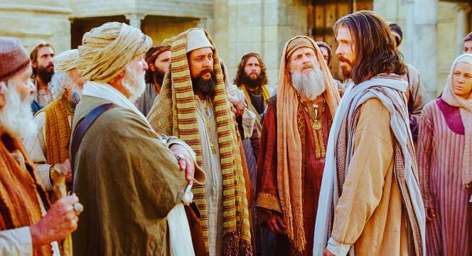legion_las's tweet photo. En ese momento se acercaron algunos fariseos que le dijeron: " Aléjate de aquí, porque Herodes quiere matarte". El les respondió: "Vayan a decir a ese zorro: hoy y mañana expulso a los demonios y realizo curaciones, y al tercer día habré terminado"(Lc 13, 31-32) https://t.co/cP2VLYmC5O